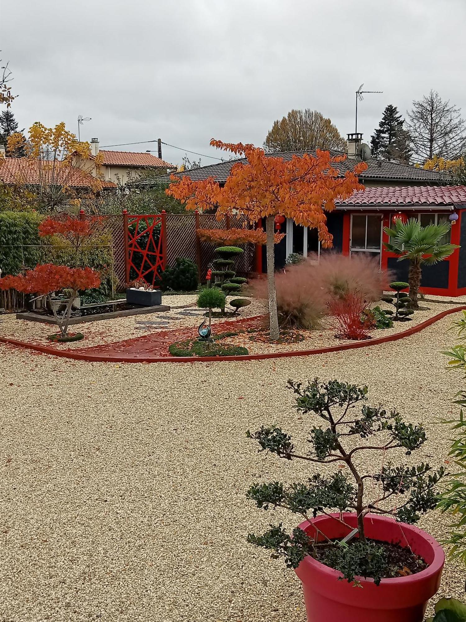 Une Pause Quelque Part Au Jardin Des Erables Et Des Niwakis Saint-Medard-de-Guizieres Экстерьер фото