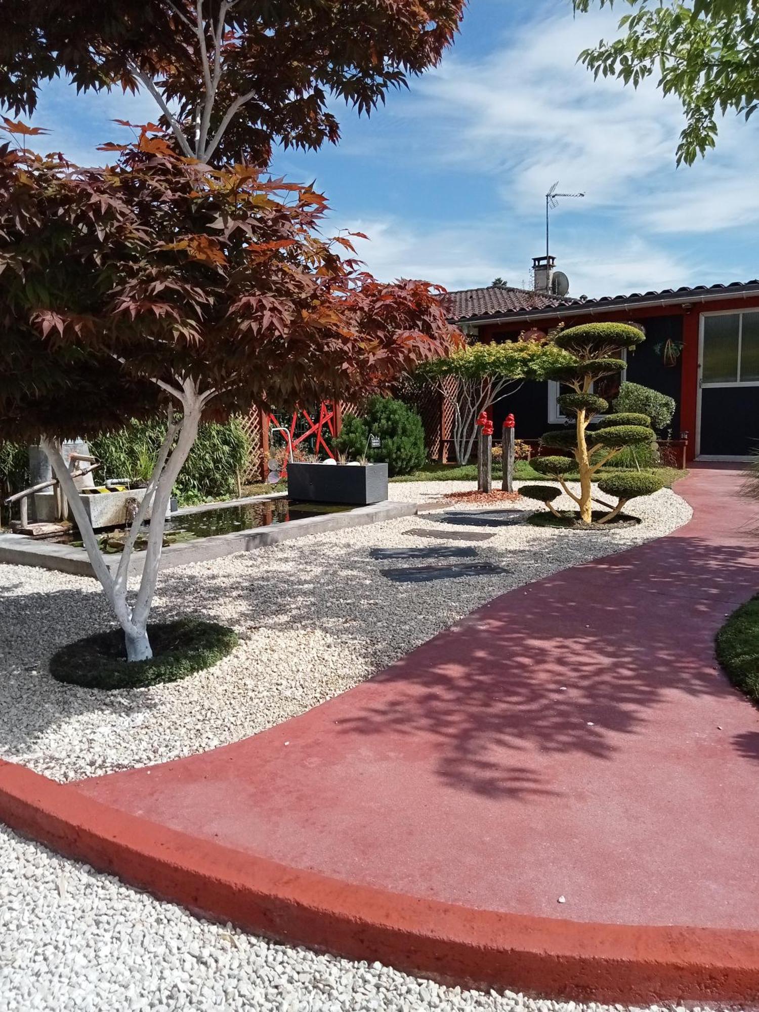 Une Pause Quelque Part Au Jardin Des Erables Et Des Niwakis Saint-Medard-de-Guizieres Экстерьер фото